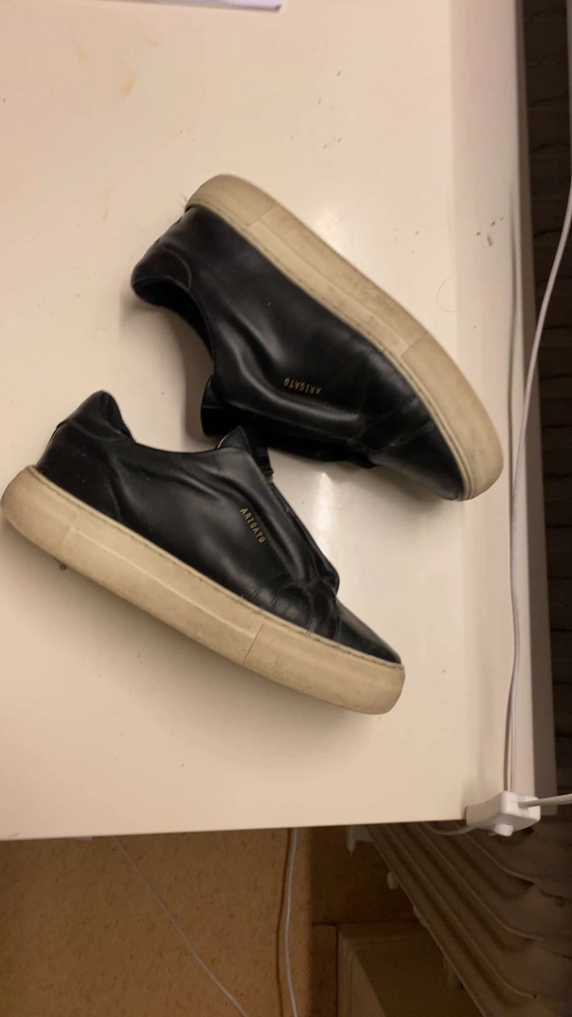 Arigatos och burberry  - 1