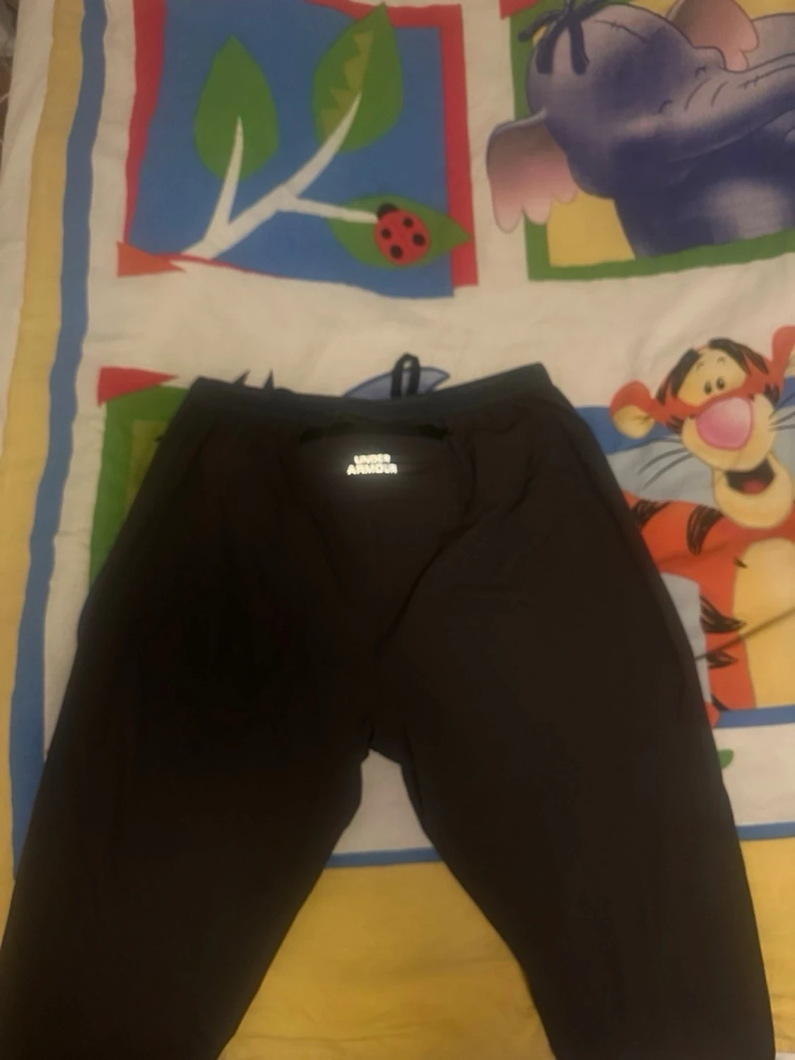 Svarta träningsbyxor från Under Armour - 4