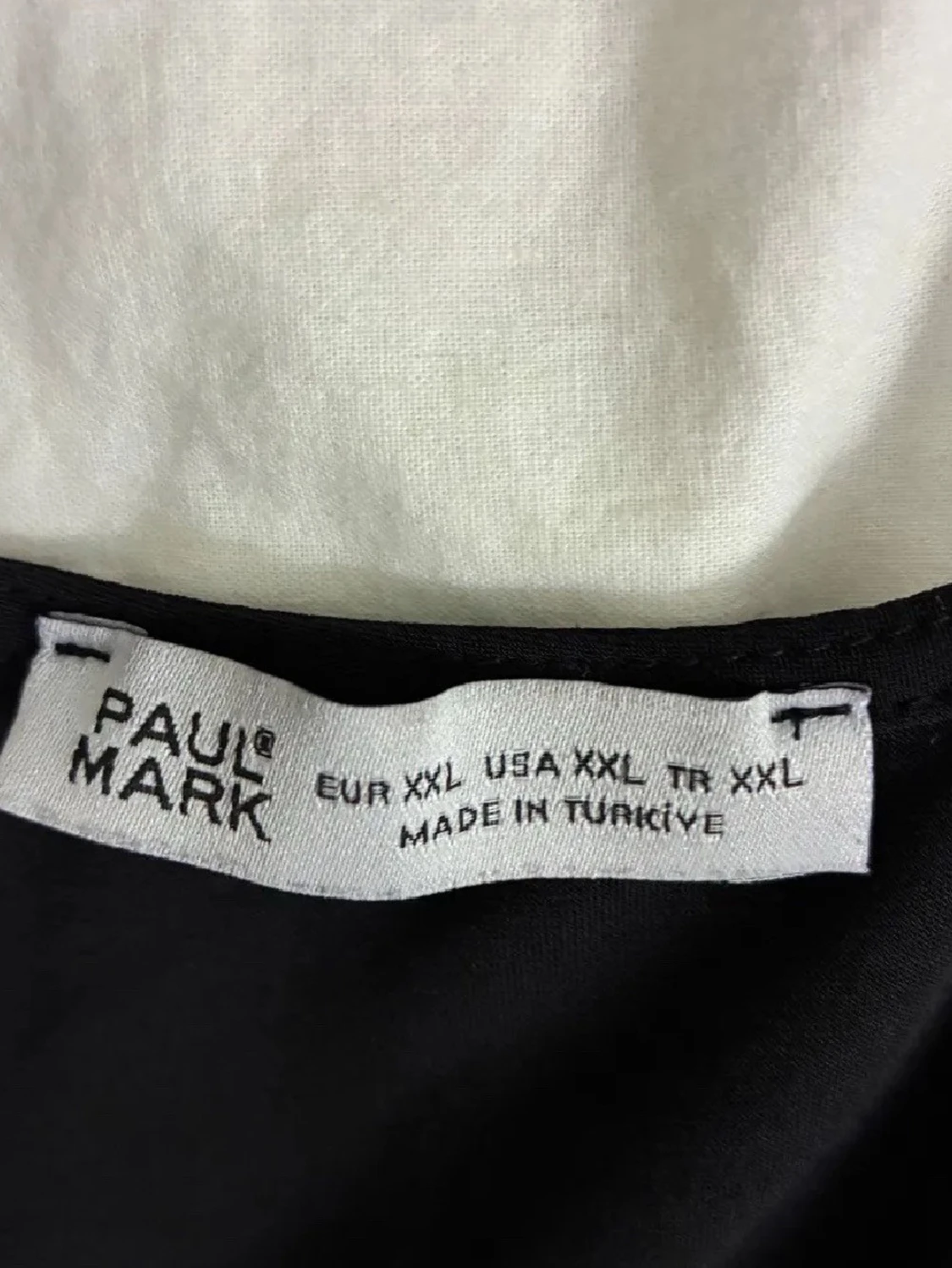 Svart omlottopp från Paul Mark - 2