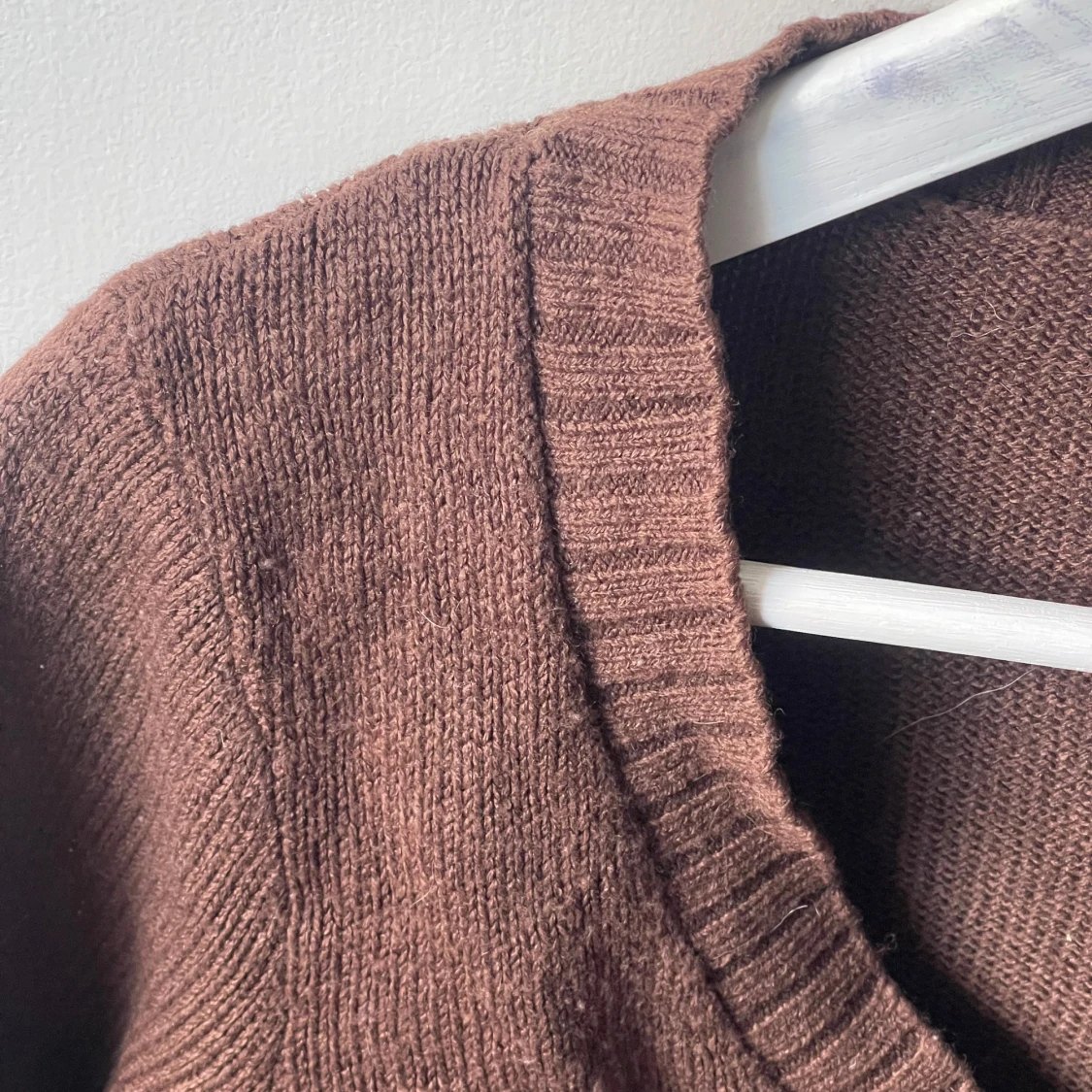 Brun croppad stickad tröja från hm  - 1