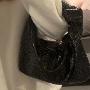 Väska - Fin väska från Shein🌟Använd fåtal gånger! 😊35kr😊