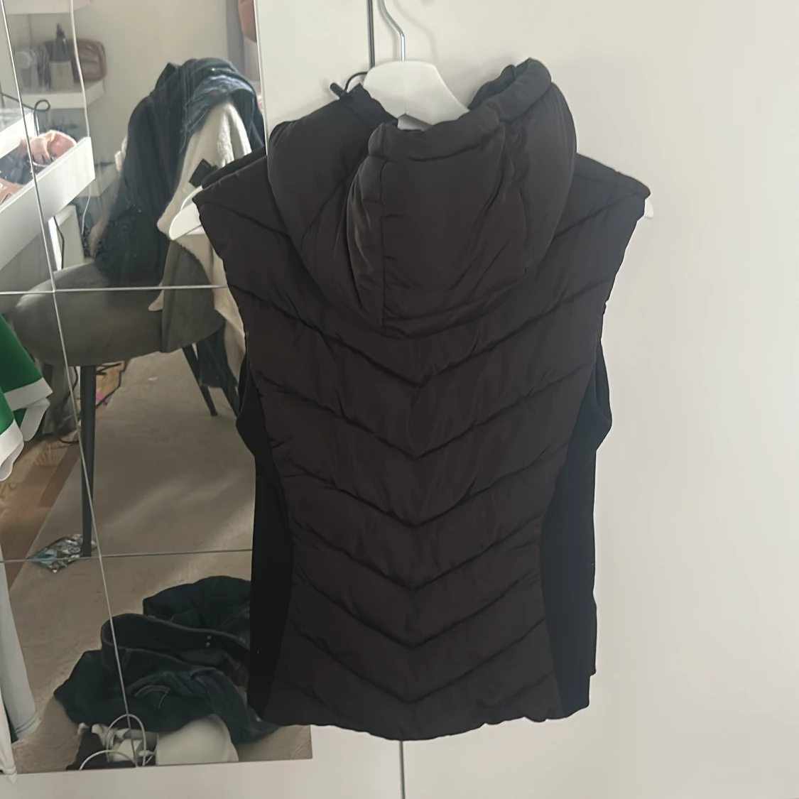 Svart väst Zara - 1