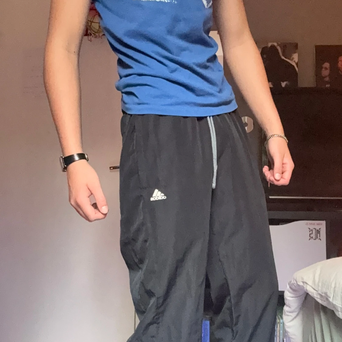 Svarta träningsbyxor från Adidas - 1