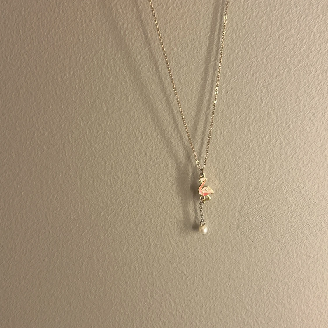 Halsband med flamingo och pärla