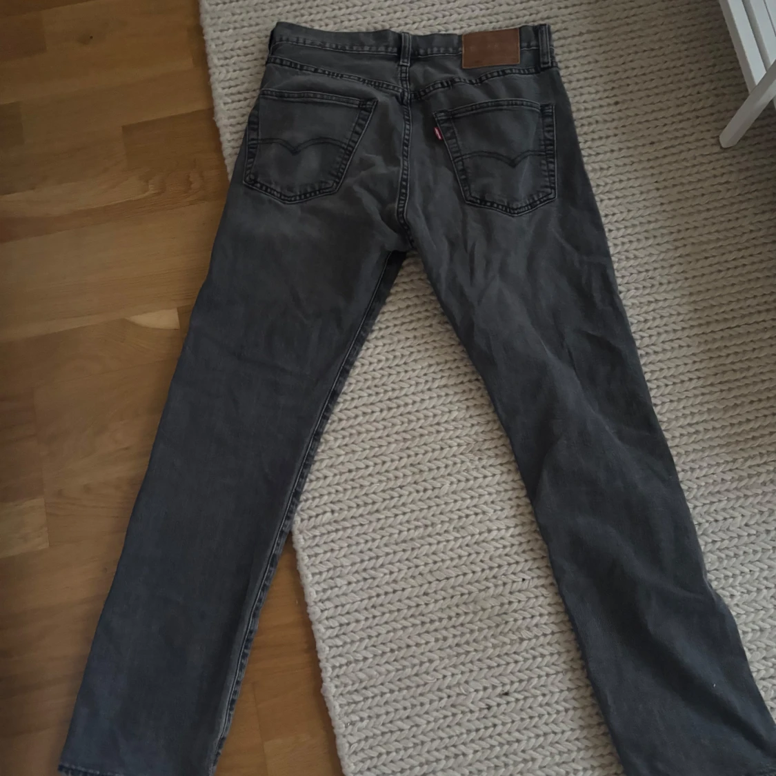 Grå Levis 501 jeans straight fit - 3
