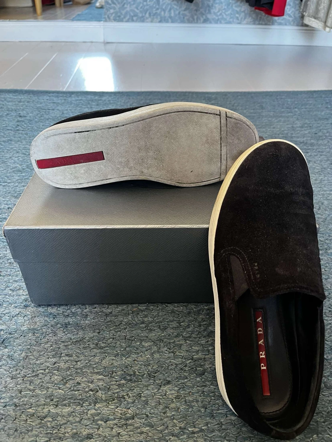 Svarta slip-on sneakers från Prada - 3