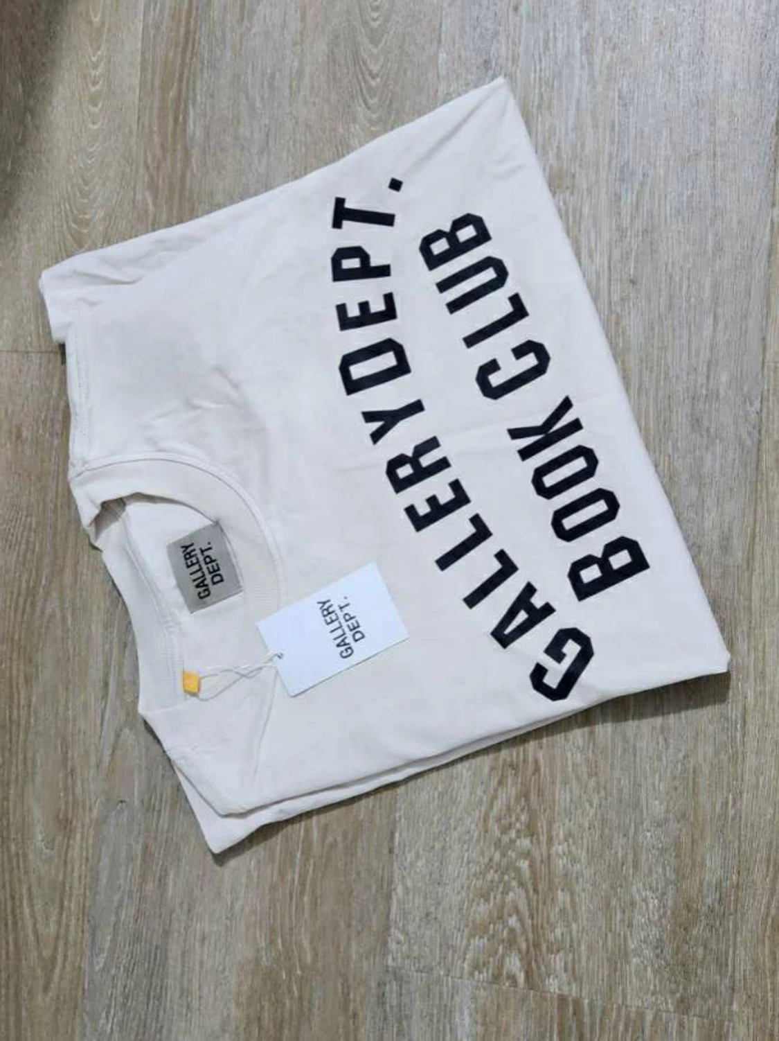 Riktigt fin t shirt - 3