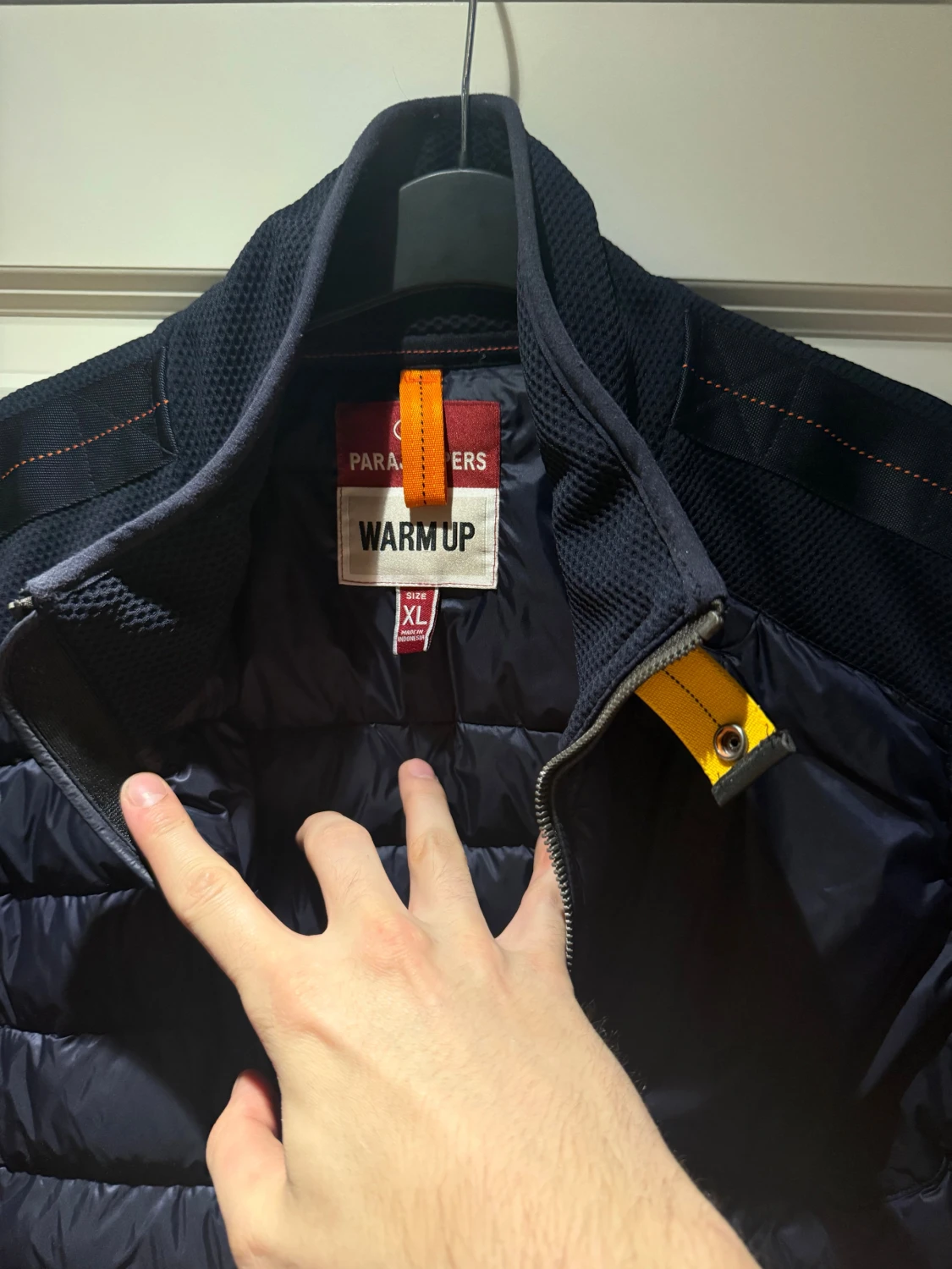 Mörkblå dunväst från Parajumpers XL - 1