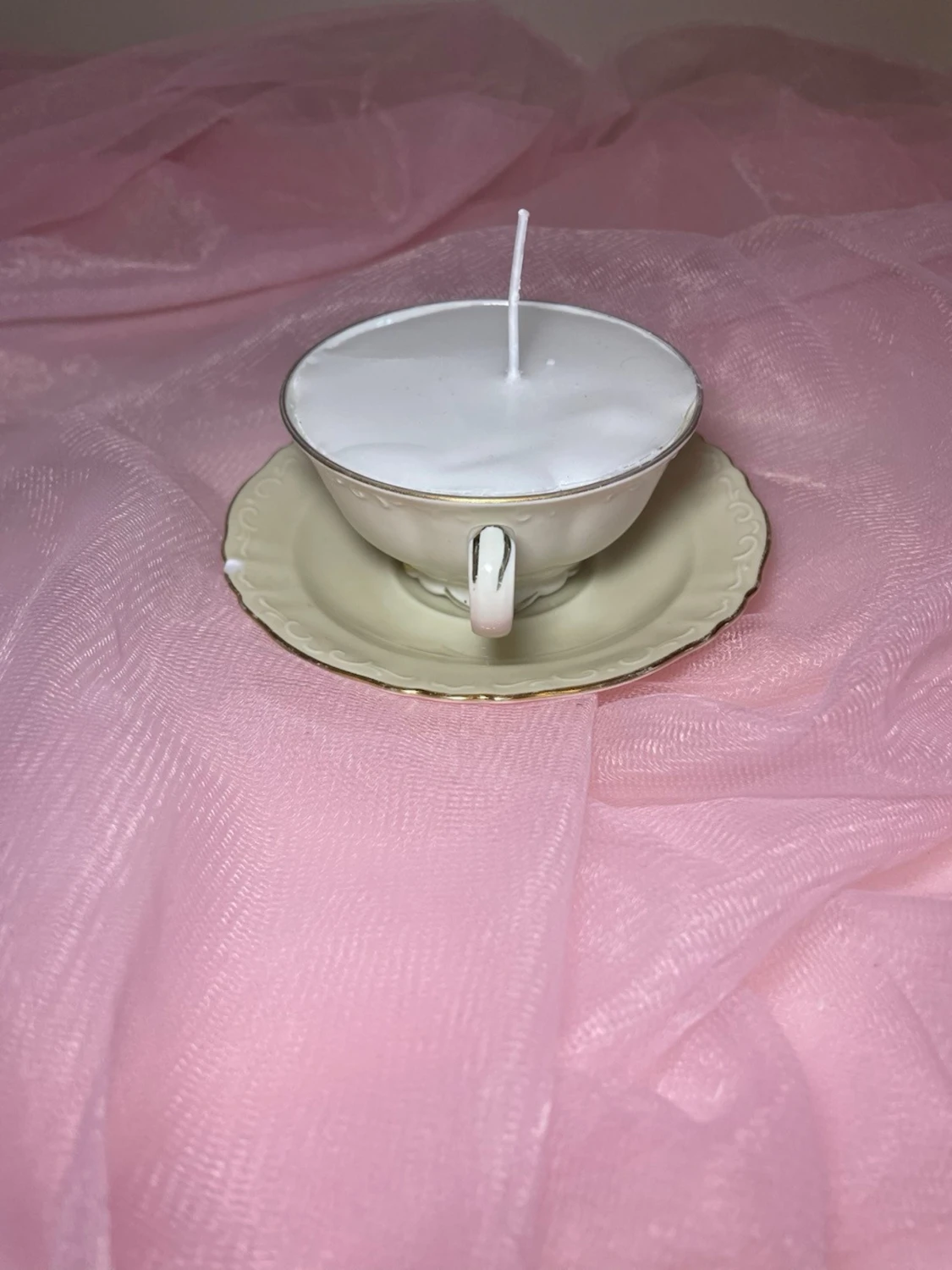 Doftljus i en tekopp i en vit färg nr 1  - 3