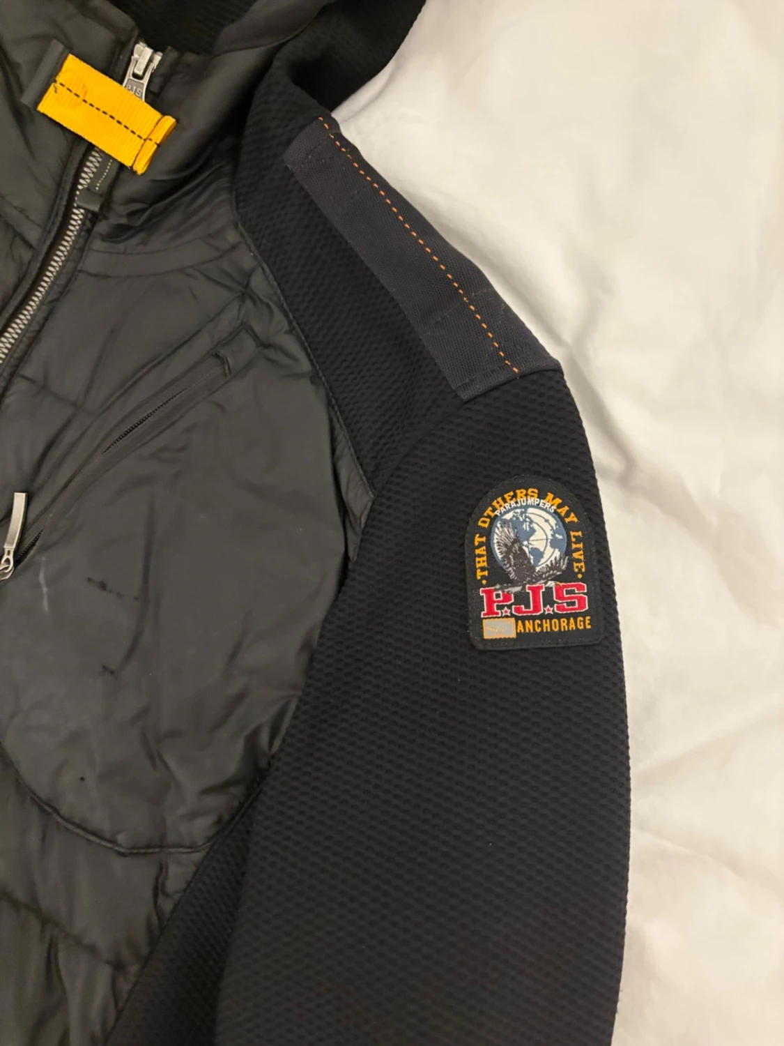 Svart pufferjacka från Parajumpers - 2