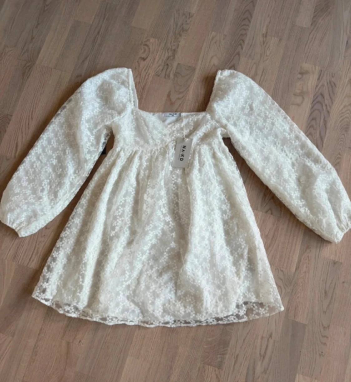 Superfin klänning - 1