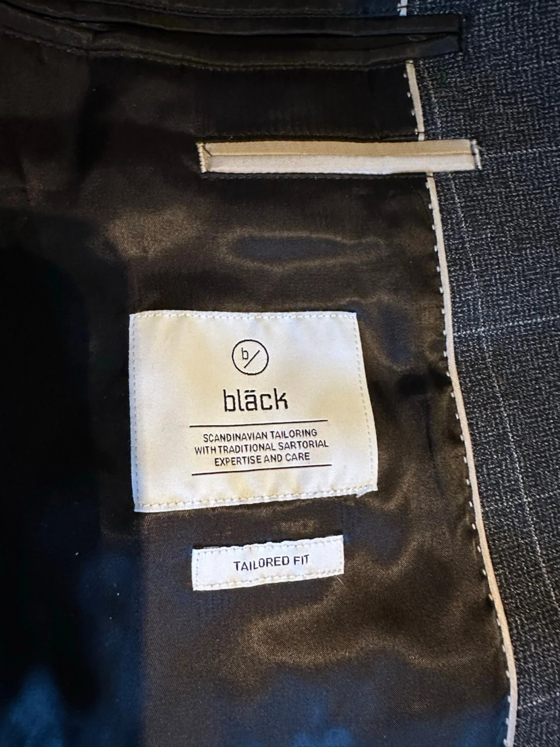 Rutig kavaj från Bläck i mörkgrå - 2