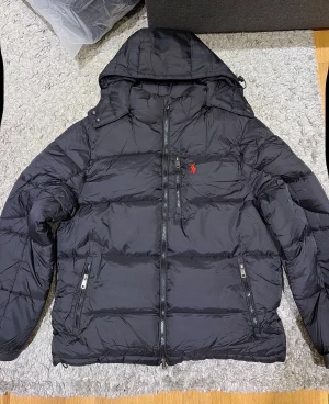 Polo Ralph Lauren jacka puffer - Helt ny aldrig använd storlek L kan gå ner vid snabb affär 