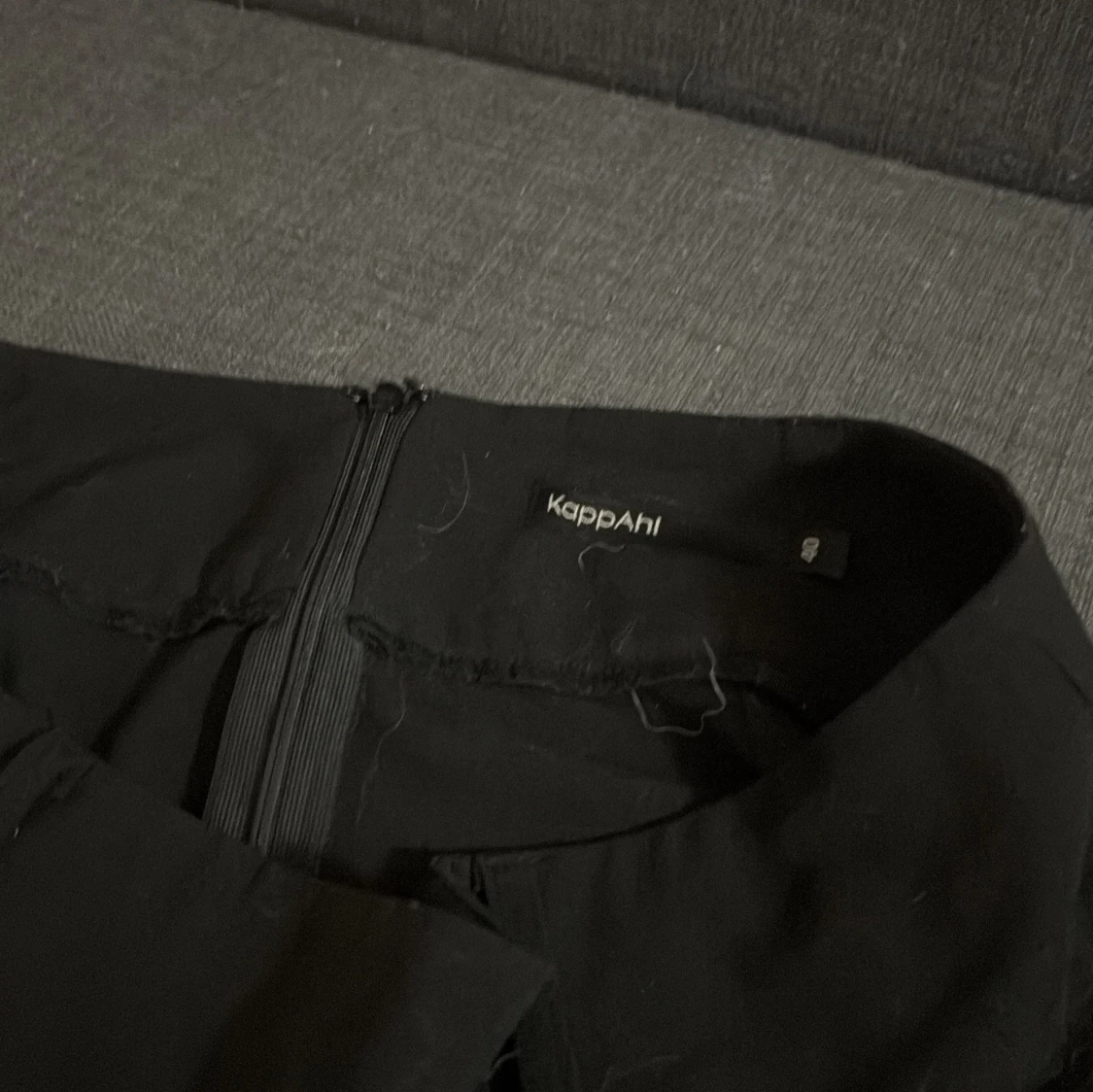Svart kortkjol från KappAhl - 1
