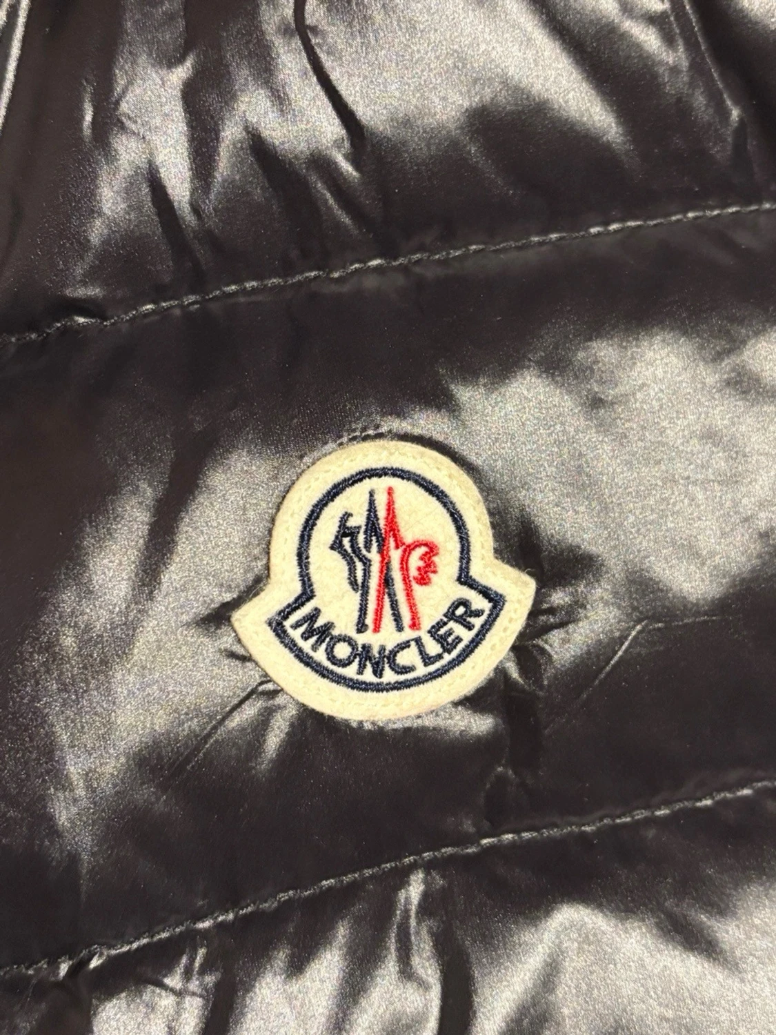 Svart dunväst från Moncler - 1