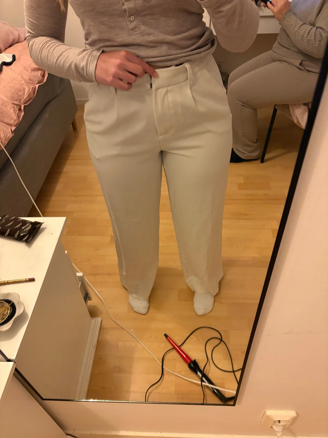 Vita kostymbyxor med hög midja - 3