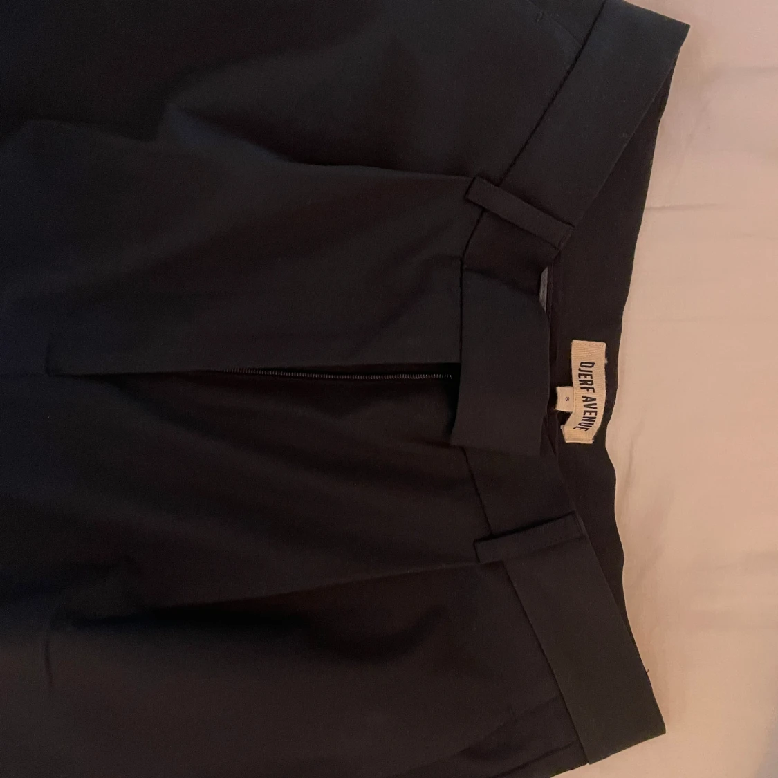 Djerf Avenue kostymbyxor (S) - 1