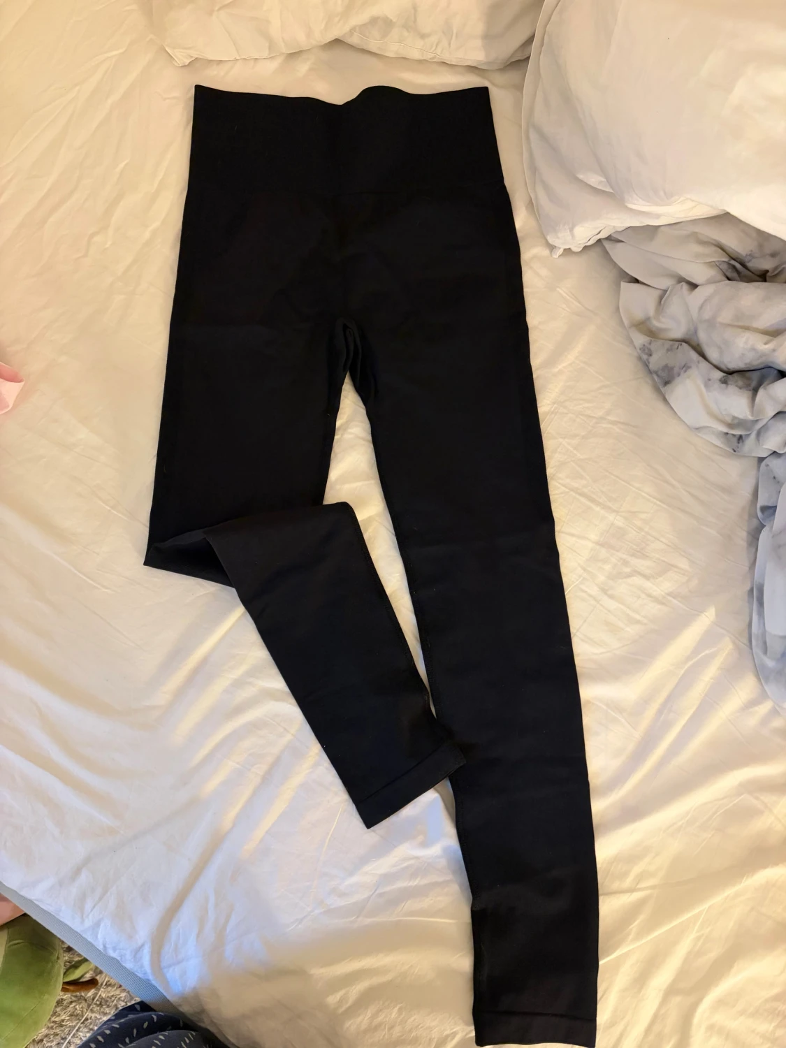 Svarta scrunch leggings med hög midja