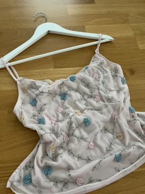 Knyttopp - Knyttopp med pärlor🌸s/m