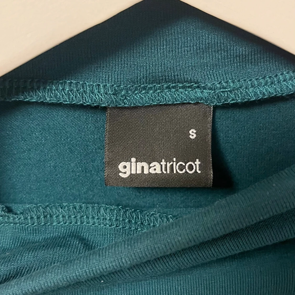 Soft Touch topp Gina Tricot - 3