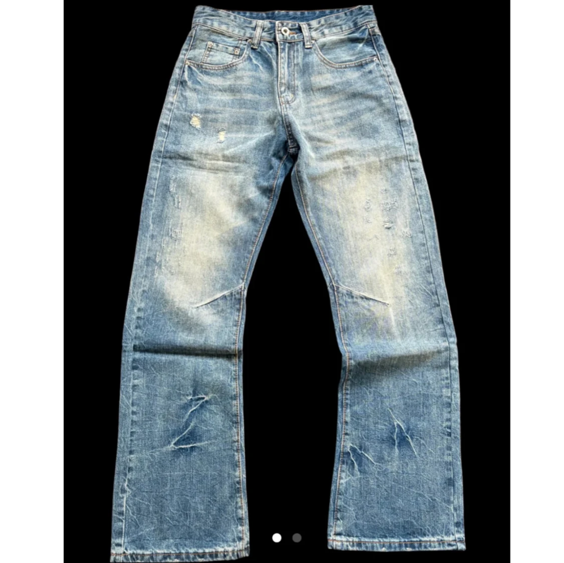 Ljusblå relaxed jeans ifrån pieces of life studio!