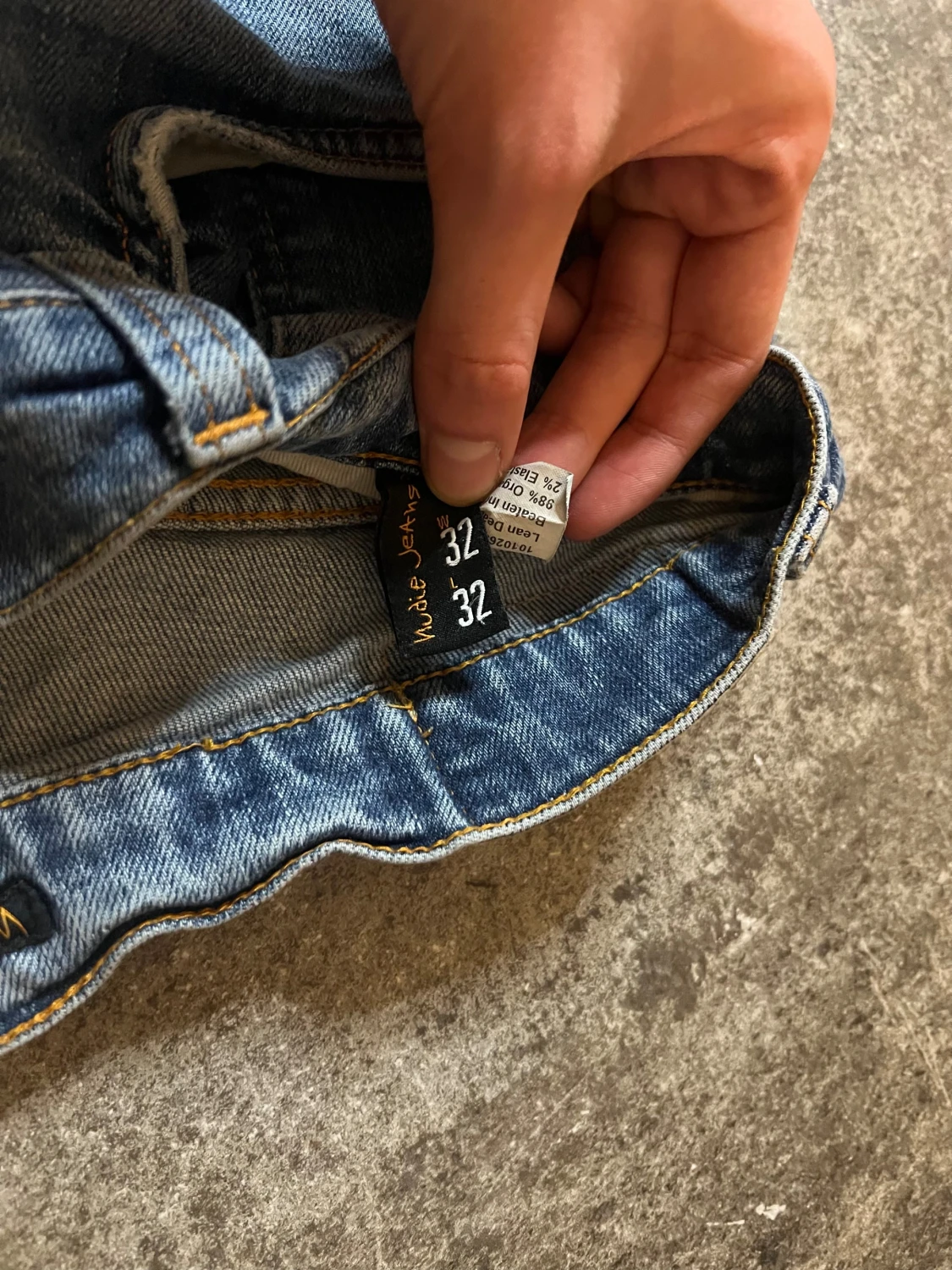 Överfeta Nudie Jeans - Lean Dean