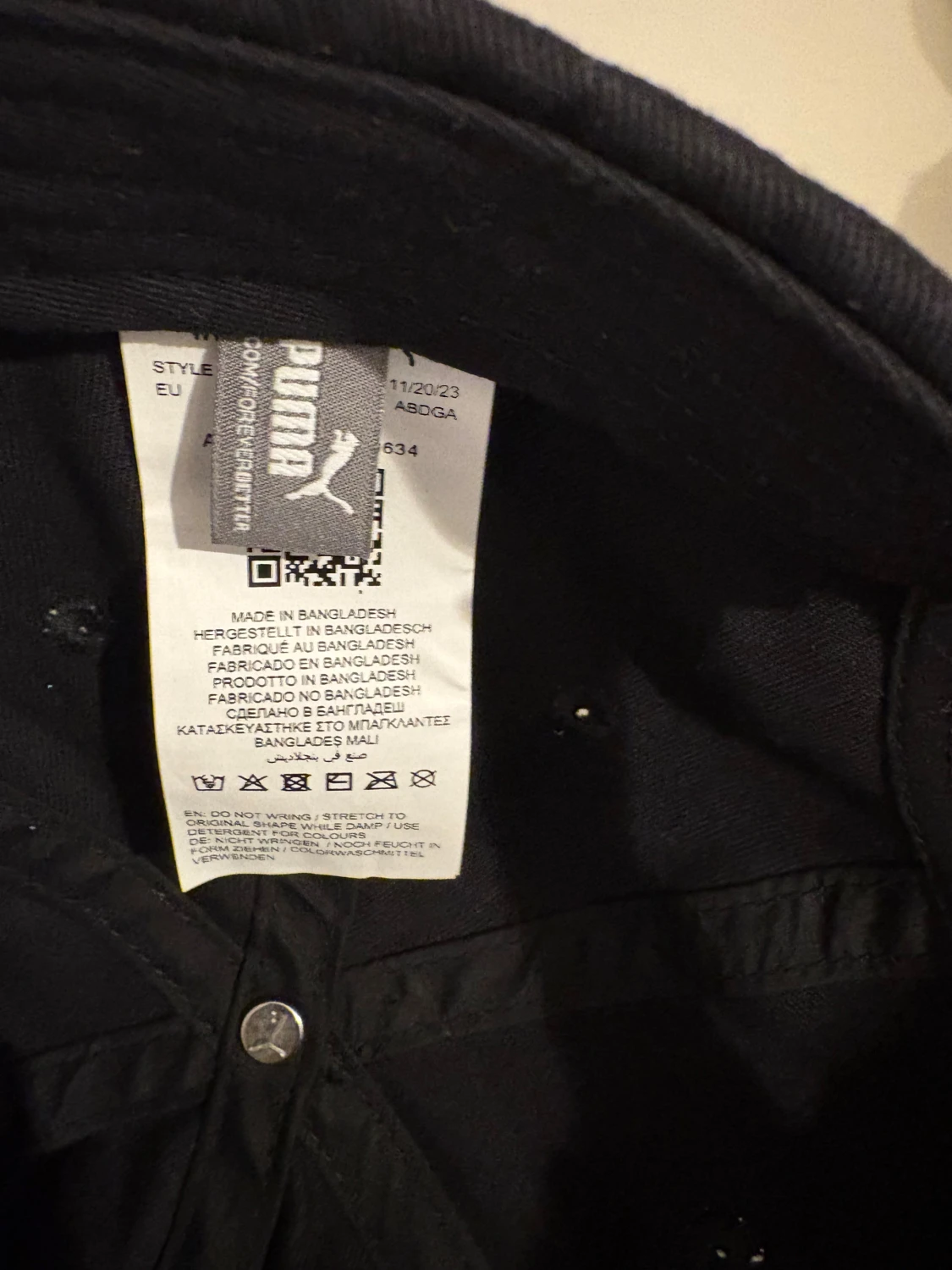 Svart keps från Puma med broderad logga - 1