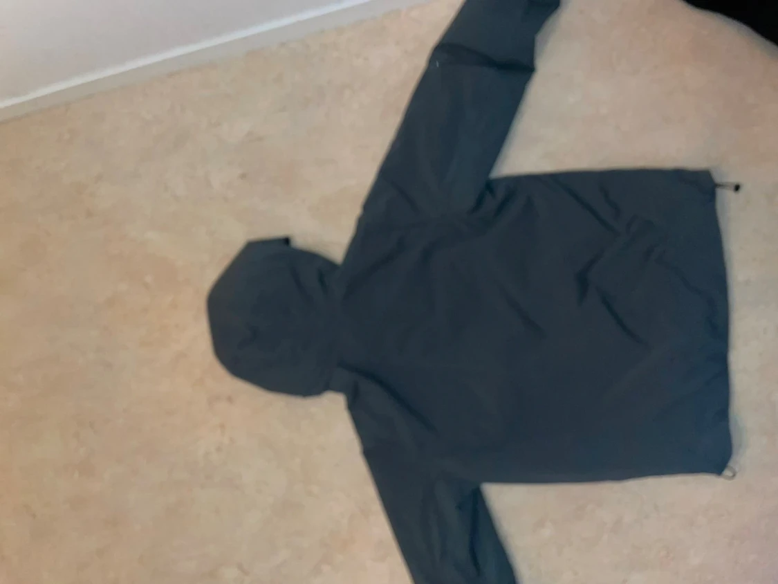 Grå vindjacka från sail racing - 2