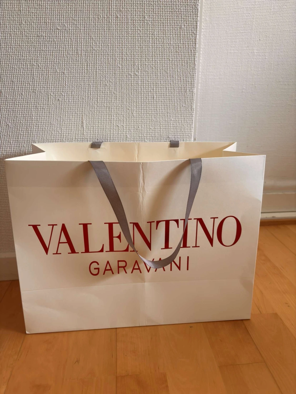 Valentino opens  - 1