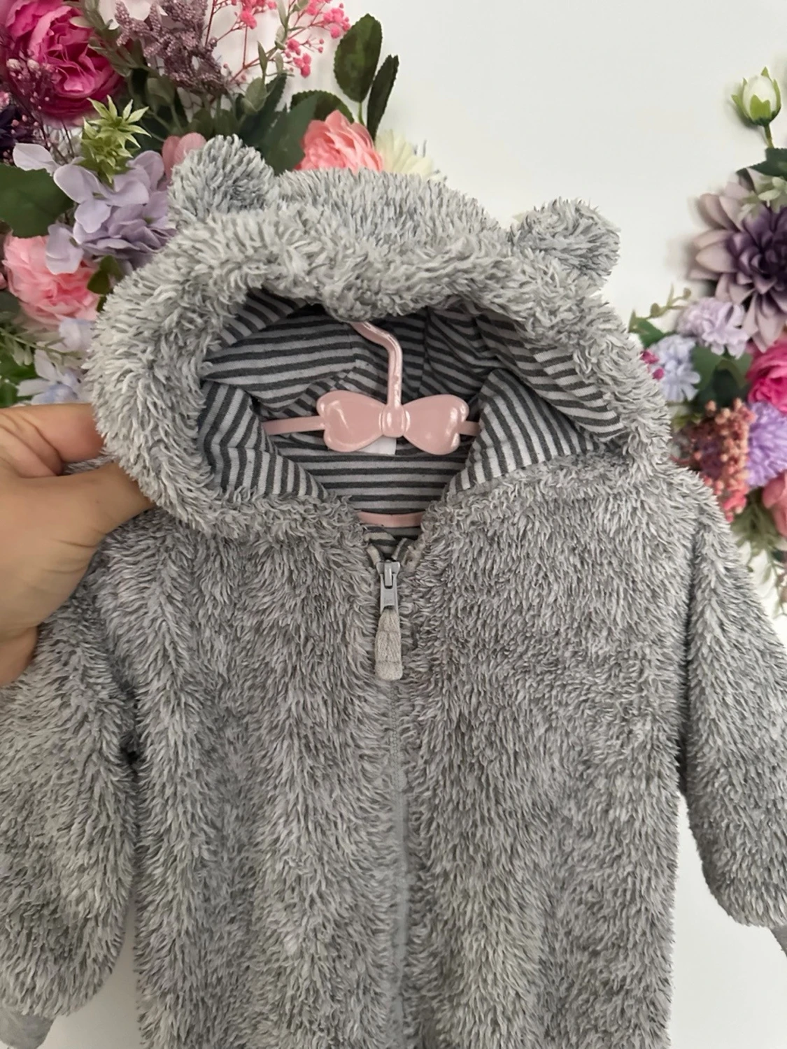 Grå fluffig hoodie från F&F Baby - 1