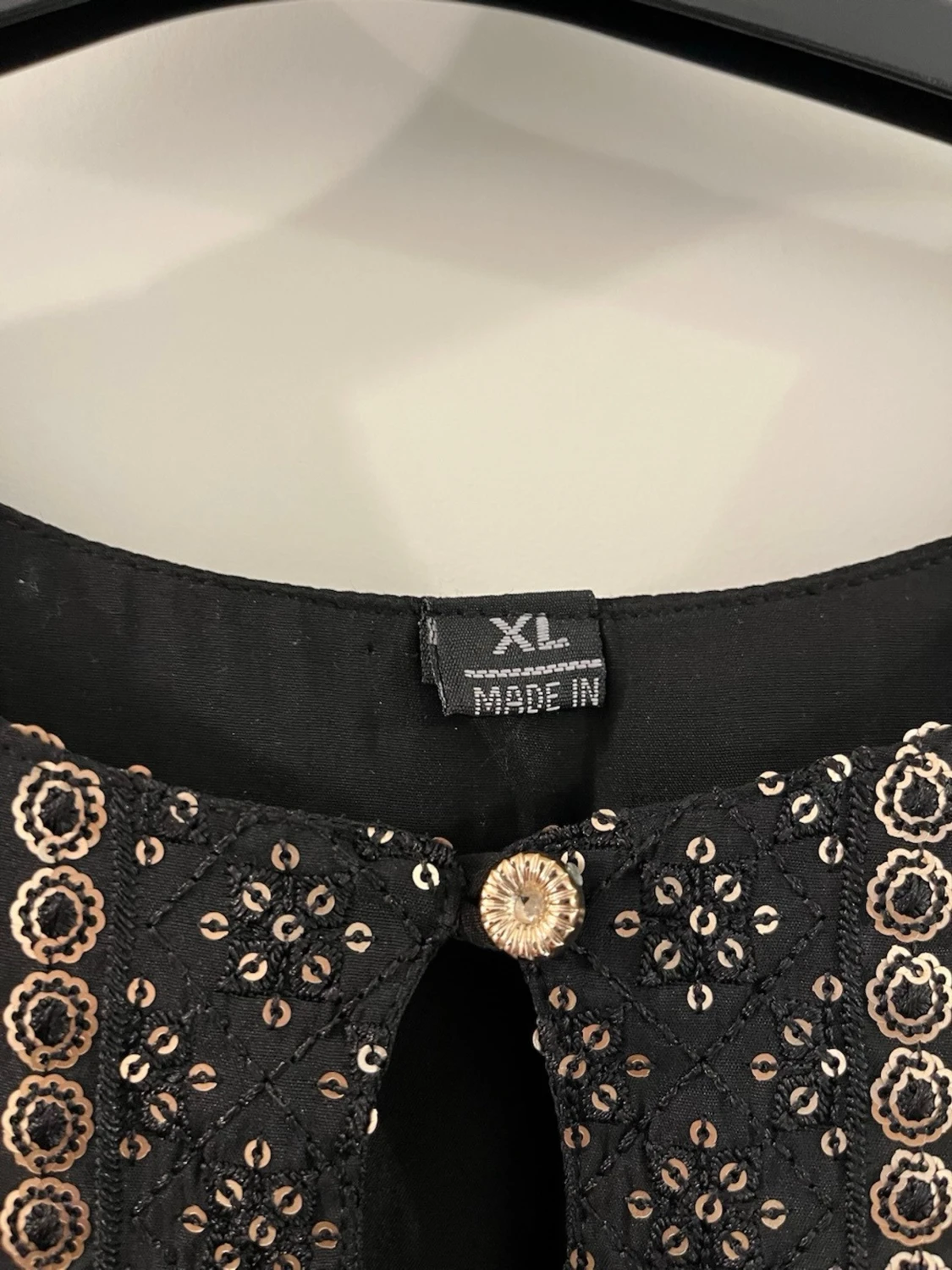 Svart långklänning med broderi XL - 2