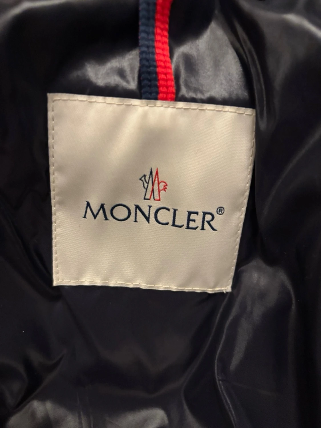 Svart dunväst från Moncler - 6