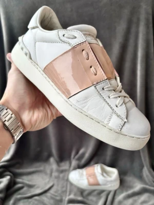 Valentino open skor - Orginalstorlek 37,5, fråga om innermått vid osäkerhet