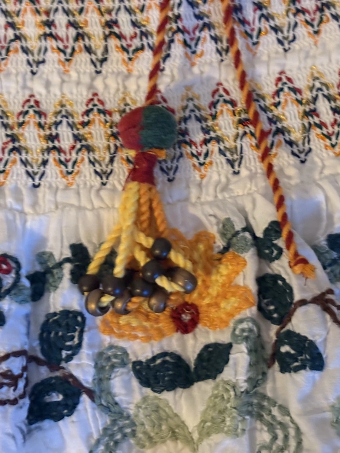 Vit broderad kortkjol från Zara - 1