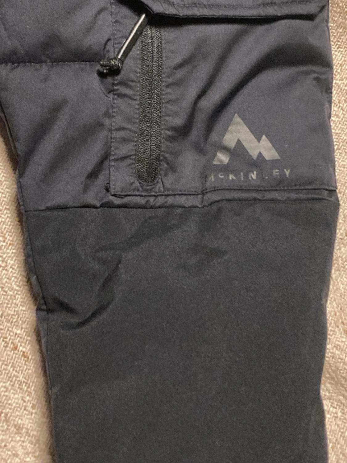 Svart pufferjacka från McKinley - 3