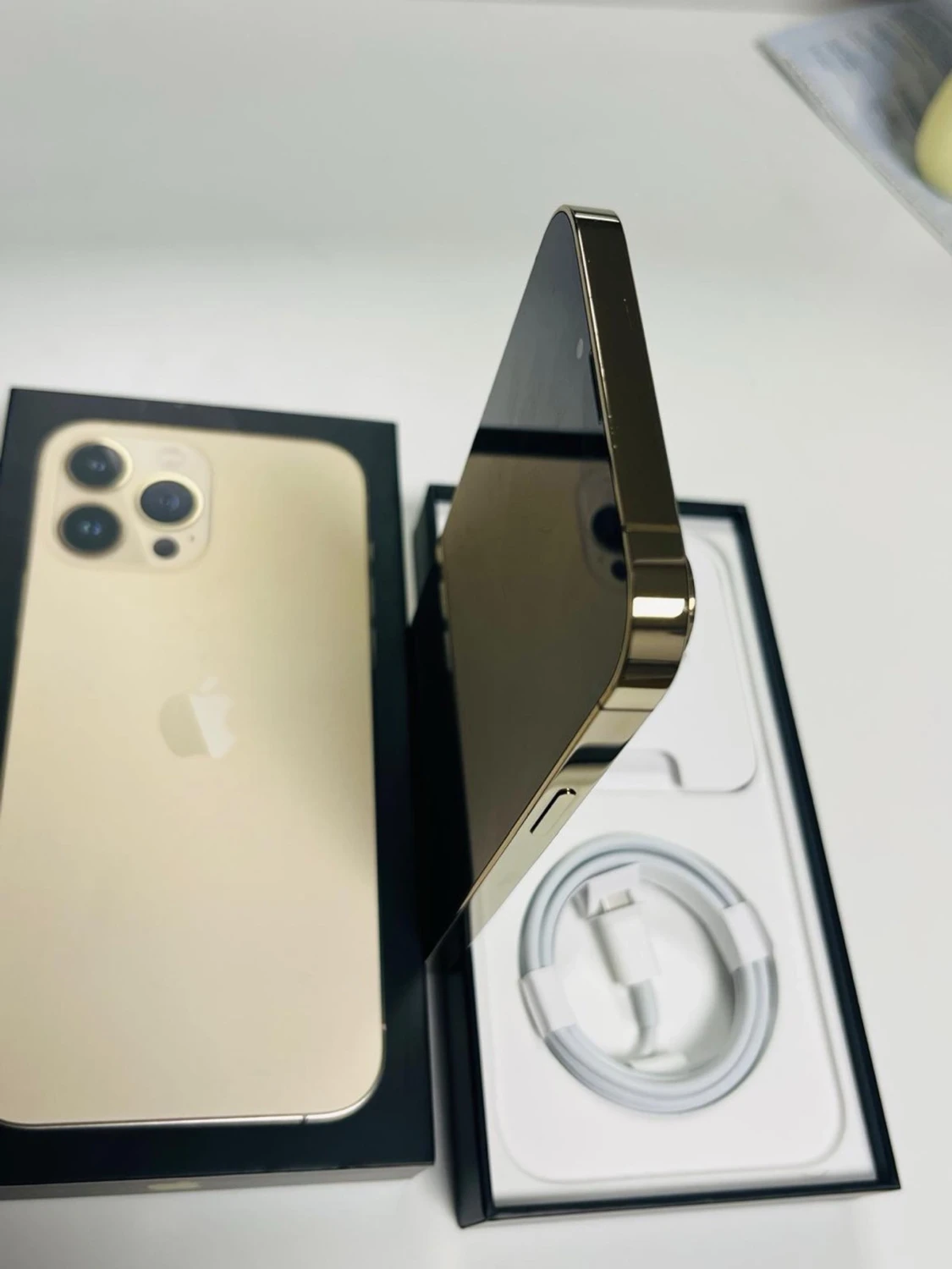 iPhone 13 Pro Max - 3