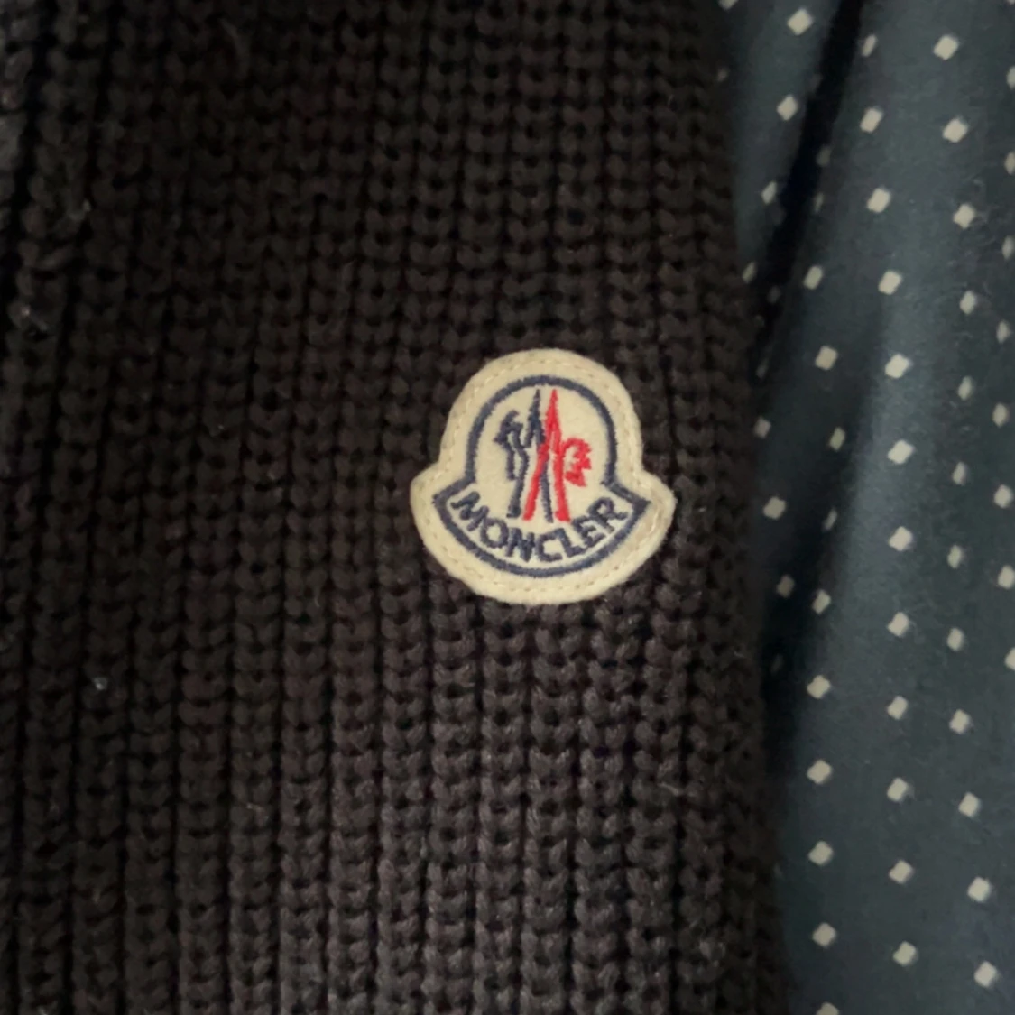 Svart Moncler pufferjacka XL - 1