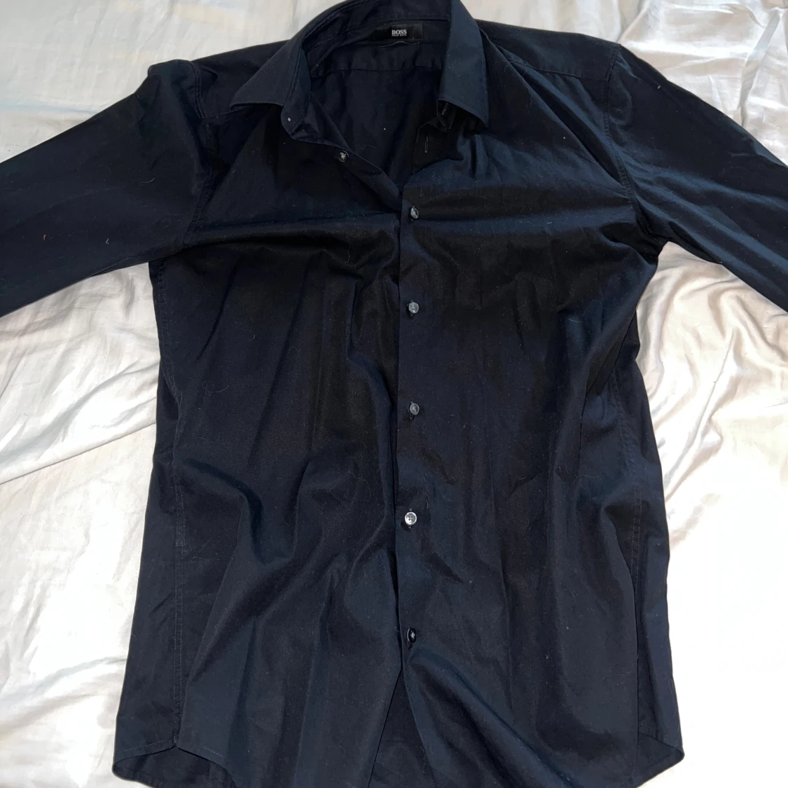 Svart skjorta från Hugo Boss slim fit - 1