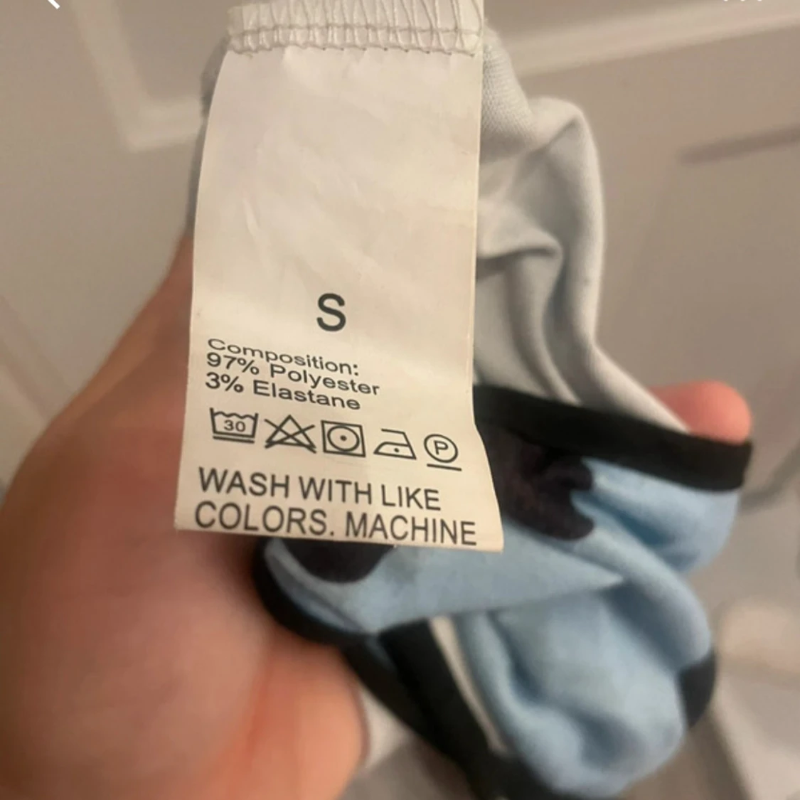 Blå linnetopp med svarta hjärtan - 1