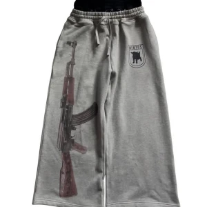 Solrim sweatpants - As feta Solrim sweatpants. Riktigt sköna och brr kvalite. Riktigt sköna + du har drip.