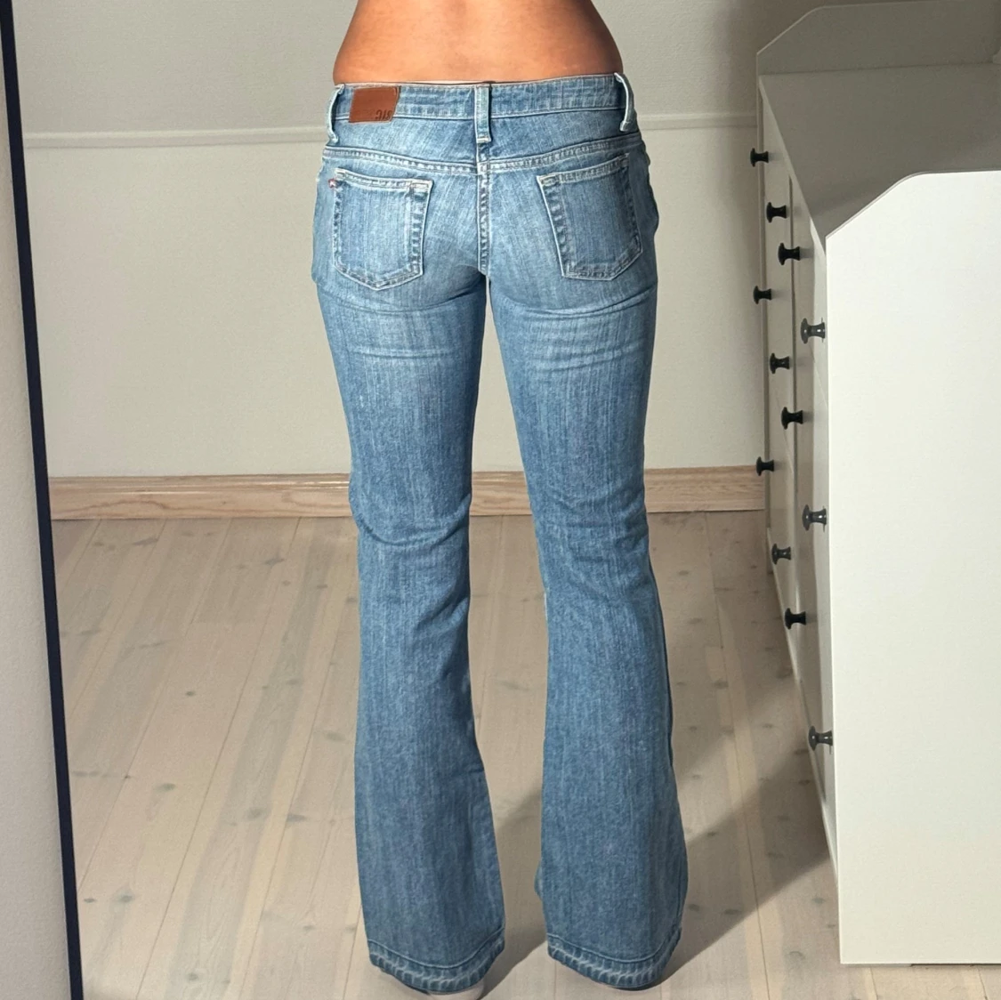 Low bootcut jeans  - 2