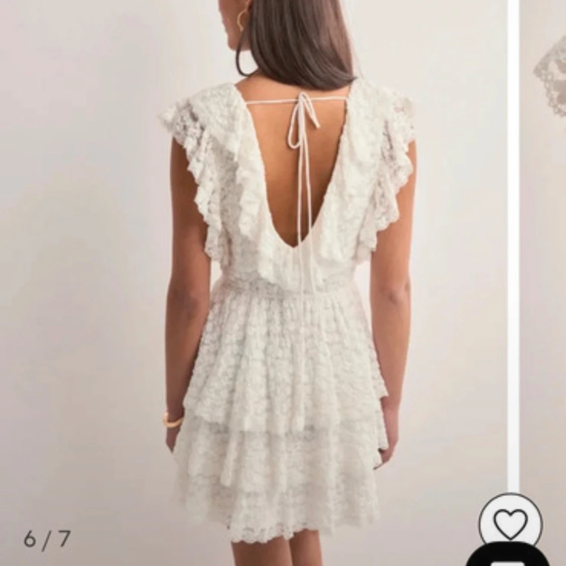 Vit spetsklänning med volanger - 2