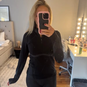 Tröja - Underställ/träningströja helt ny