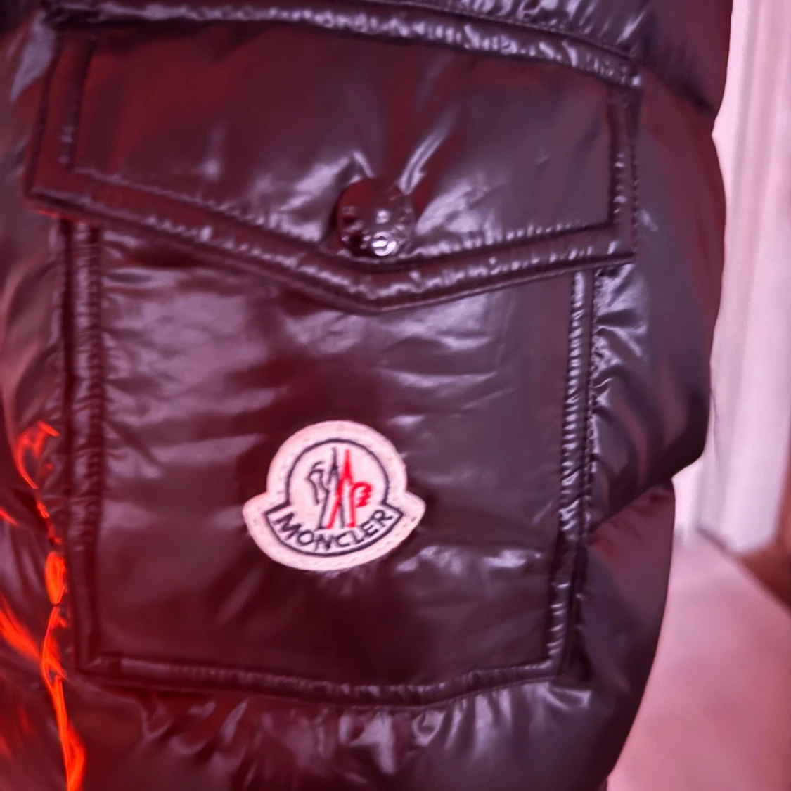 Svart Moncler pufferjacka med huva - 3