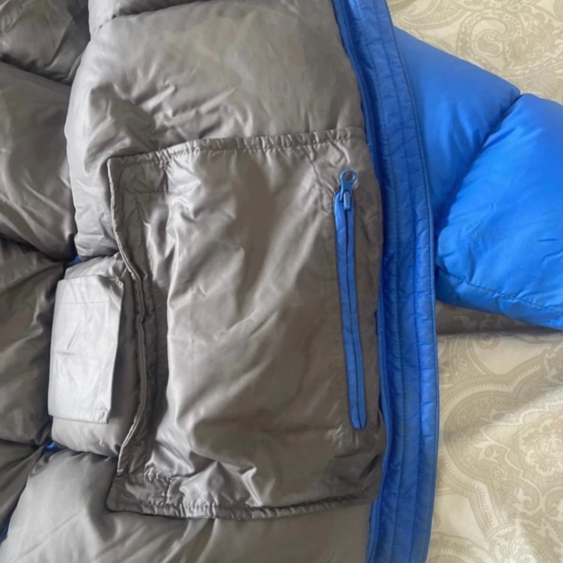 Blå Colmar dunjacka med huva - 4