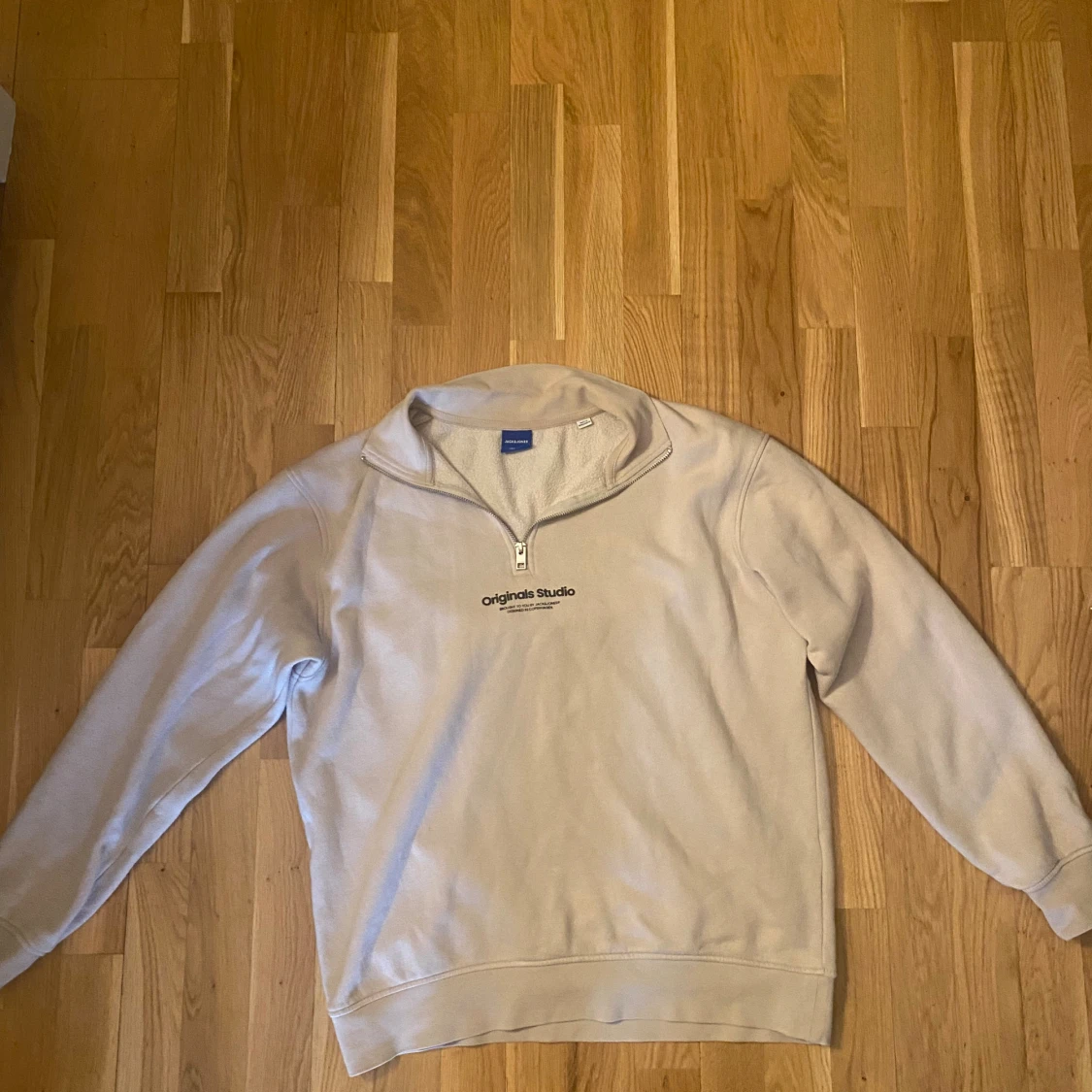 Beige half zip tröja från Jack and Jones