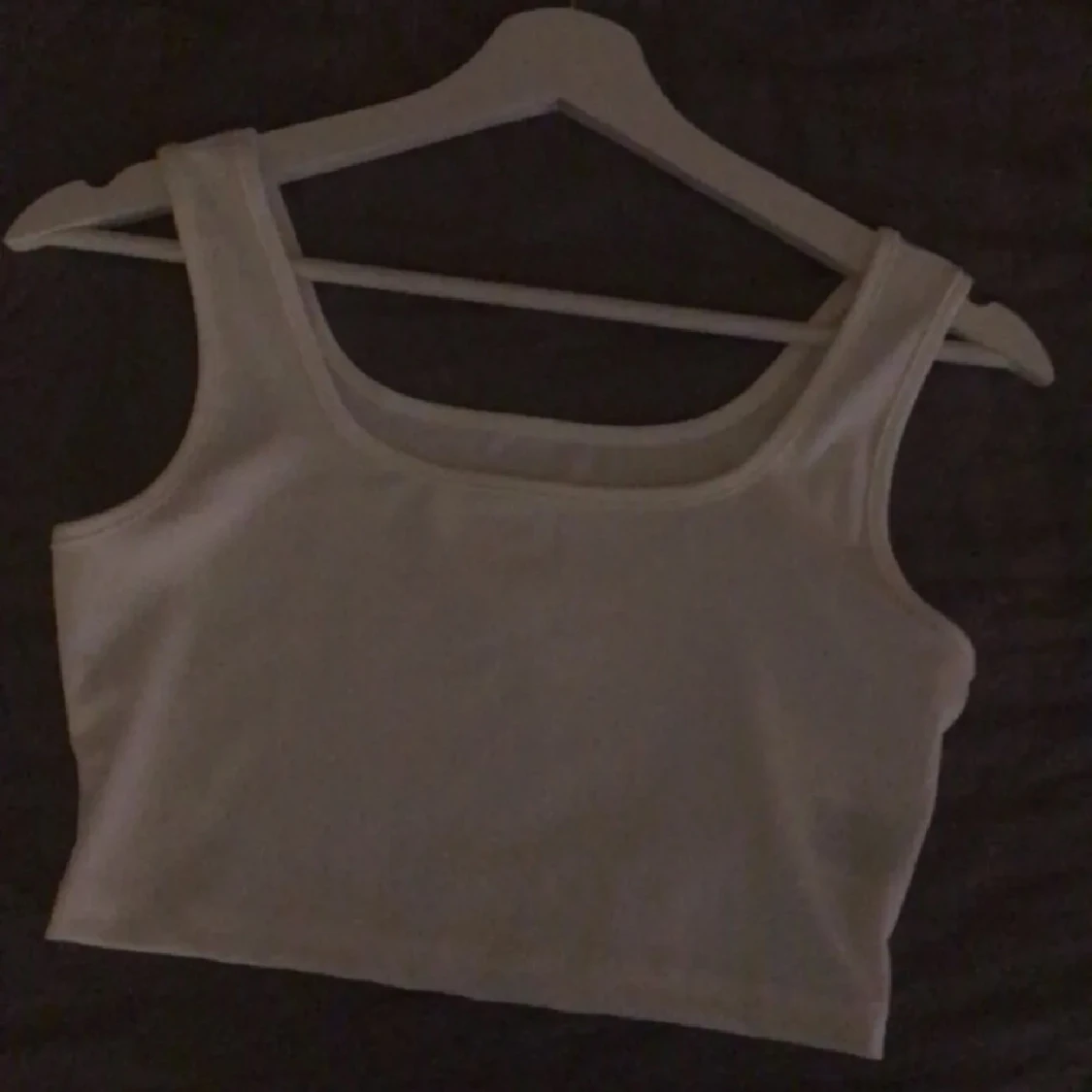 Vit croppad linnetopp