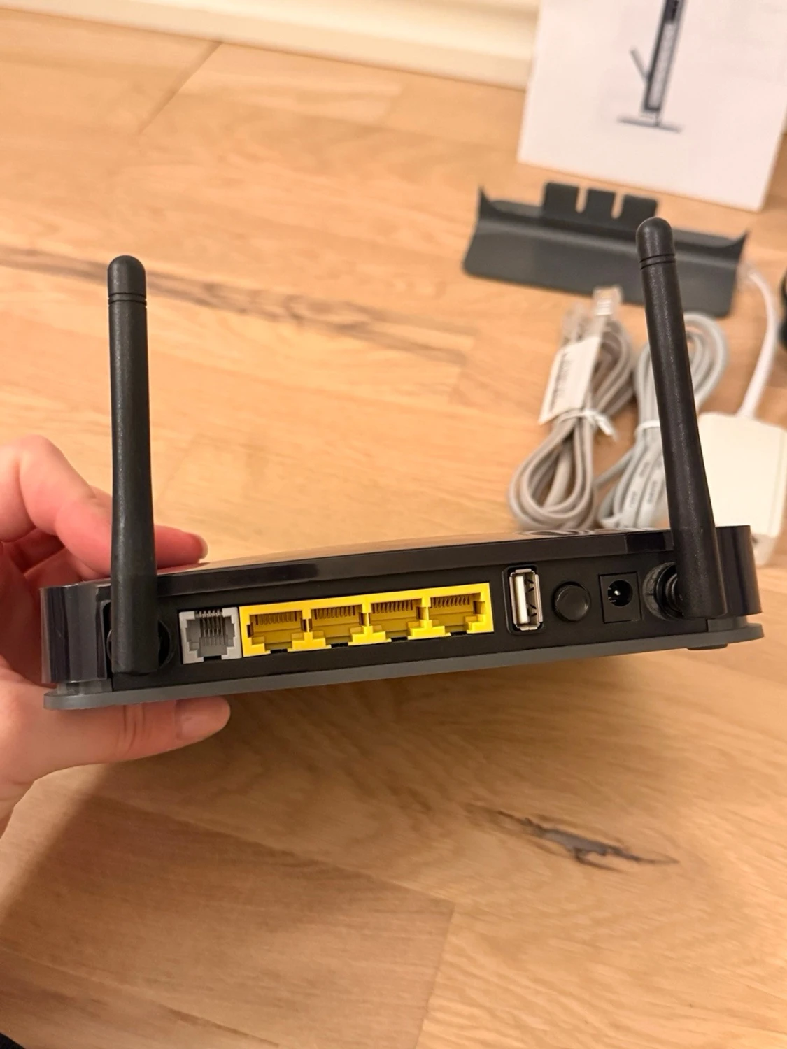 Netgear N300 Wireless ADSL2+ Router - 3