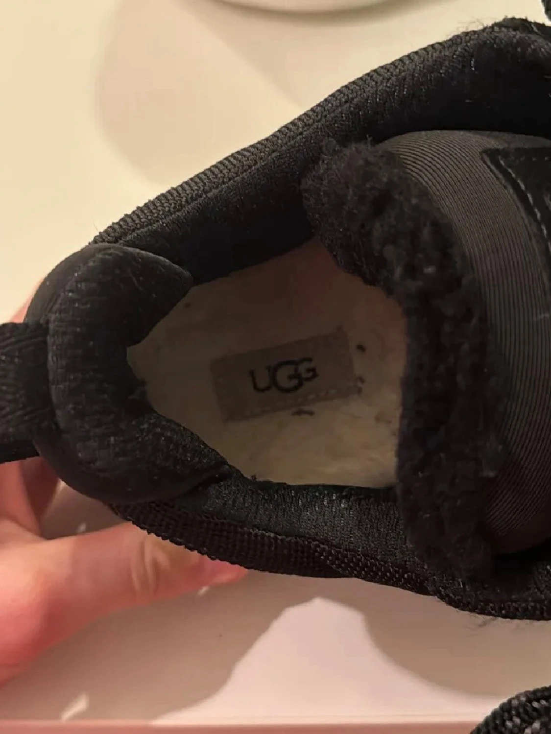 Svarta sneakers från UGG - 2