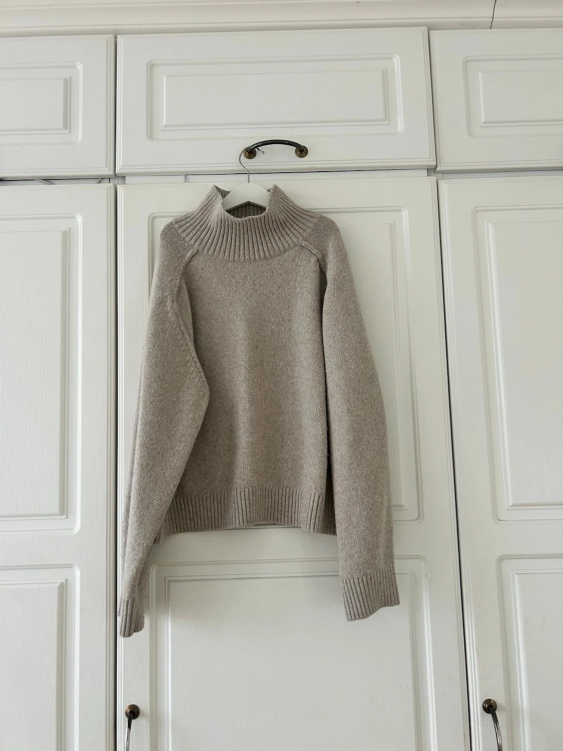 Beige polotröja från H&M, storlek M💖